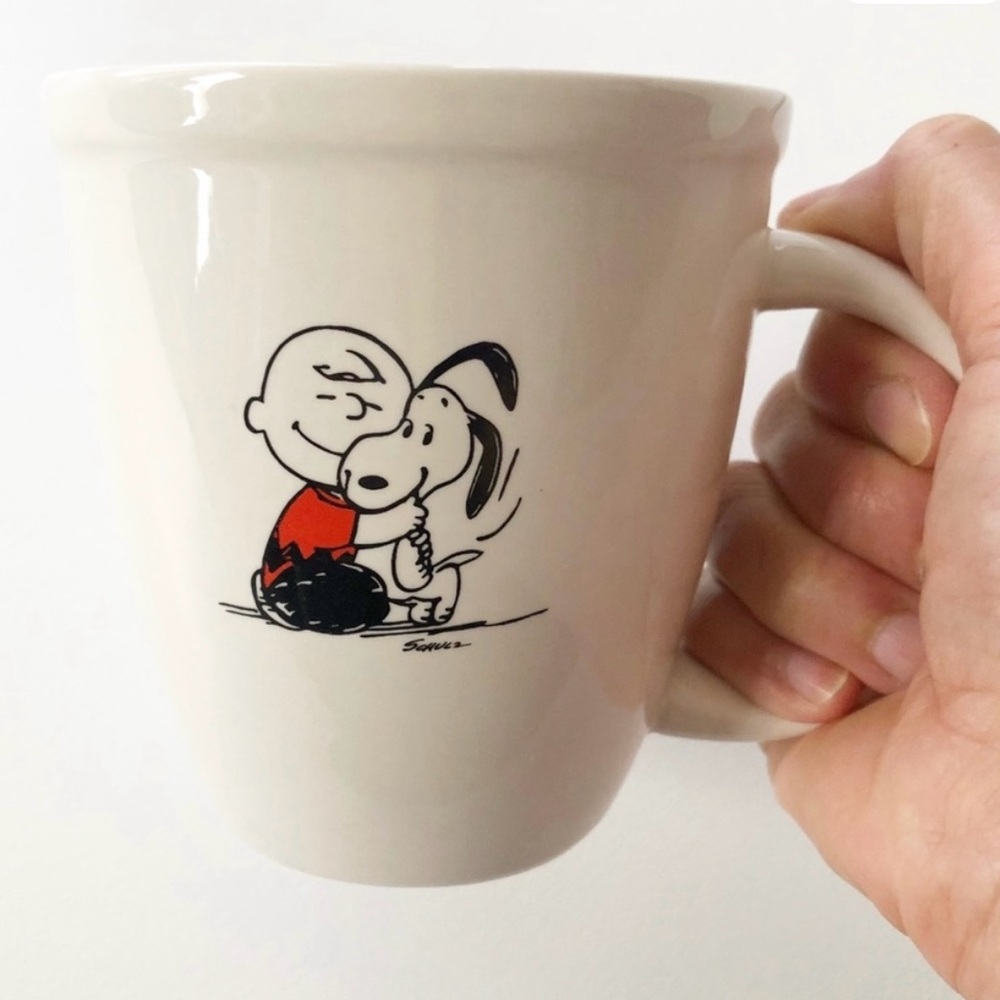 Charlie Brown & Snoopy Hallmark Hugging mug - Picture 2 of 7
